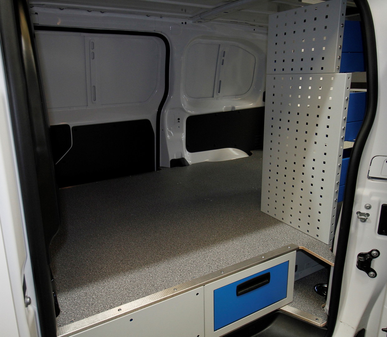 underfloor drawer passengers side door access