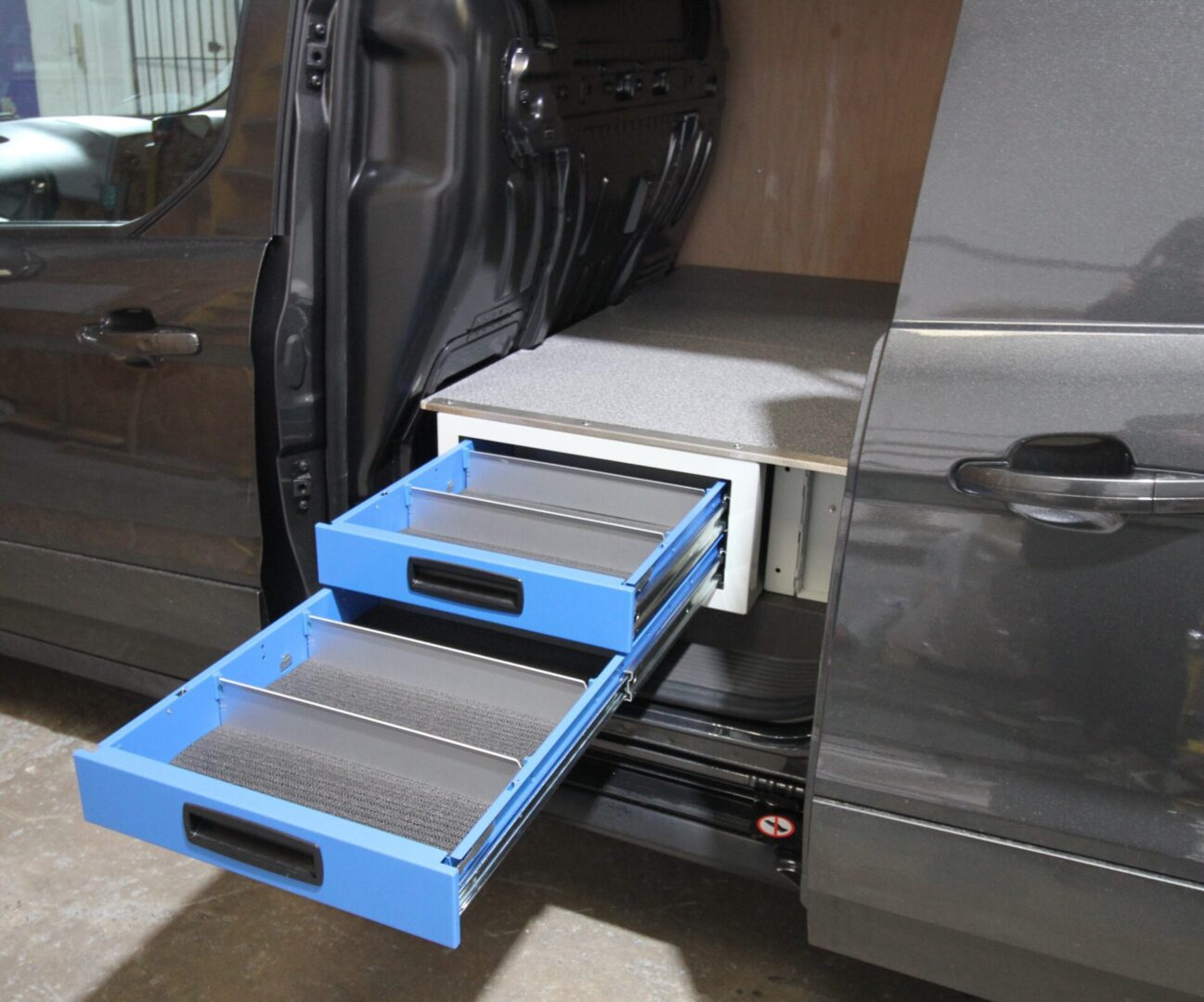 ford connect false floor drawers two drawers at passengers side door
