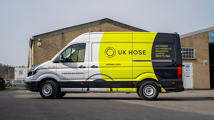 Hydraulic services van racking